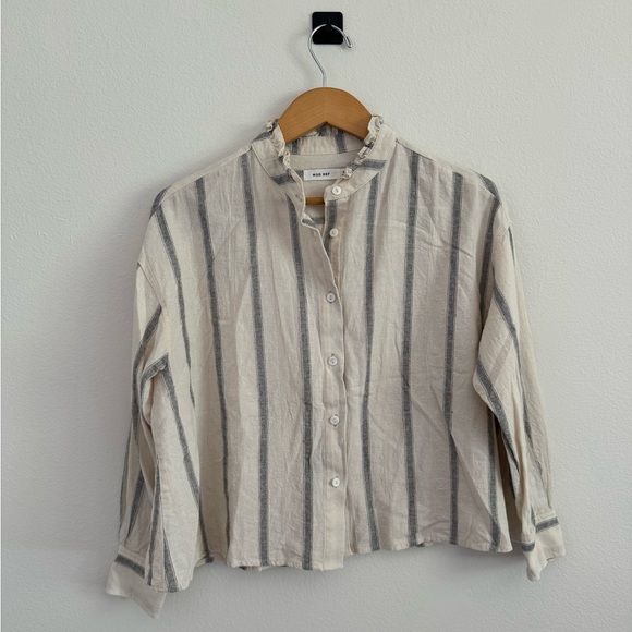 Mod Ref Ruffle Collared Shirt - Picture 5 of 7